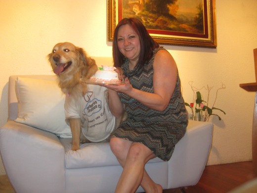 Mami y yo con un pastelito mmmm que rico¡¡¡